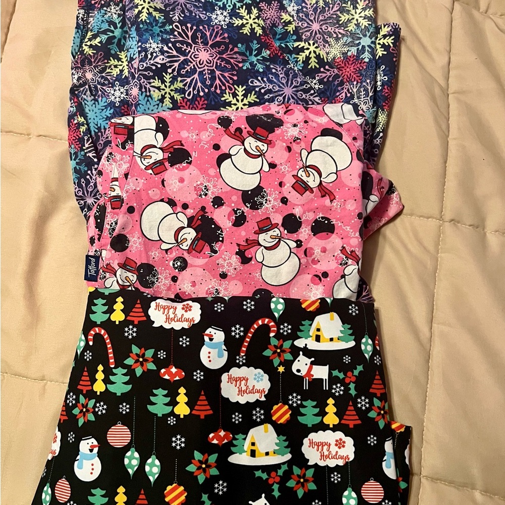 Festive Holiday Scrub Shirts 2X